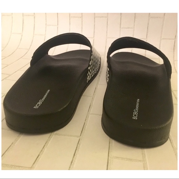 BCBG Sandals (Size 10) NWOT - Picture 5 of 7